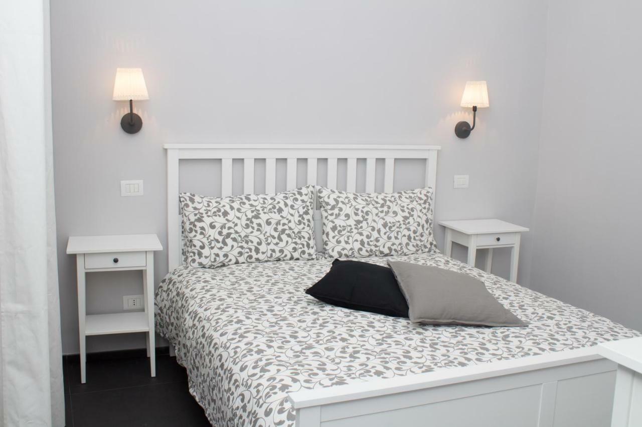 Residenza Spinelli Apartment Наполи Екстериор снимка