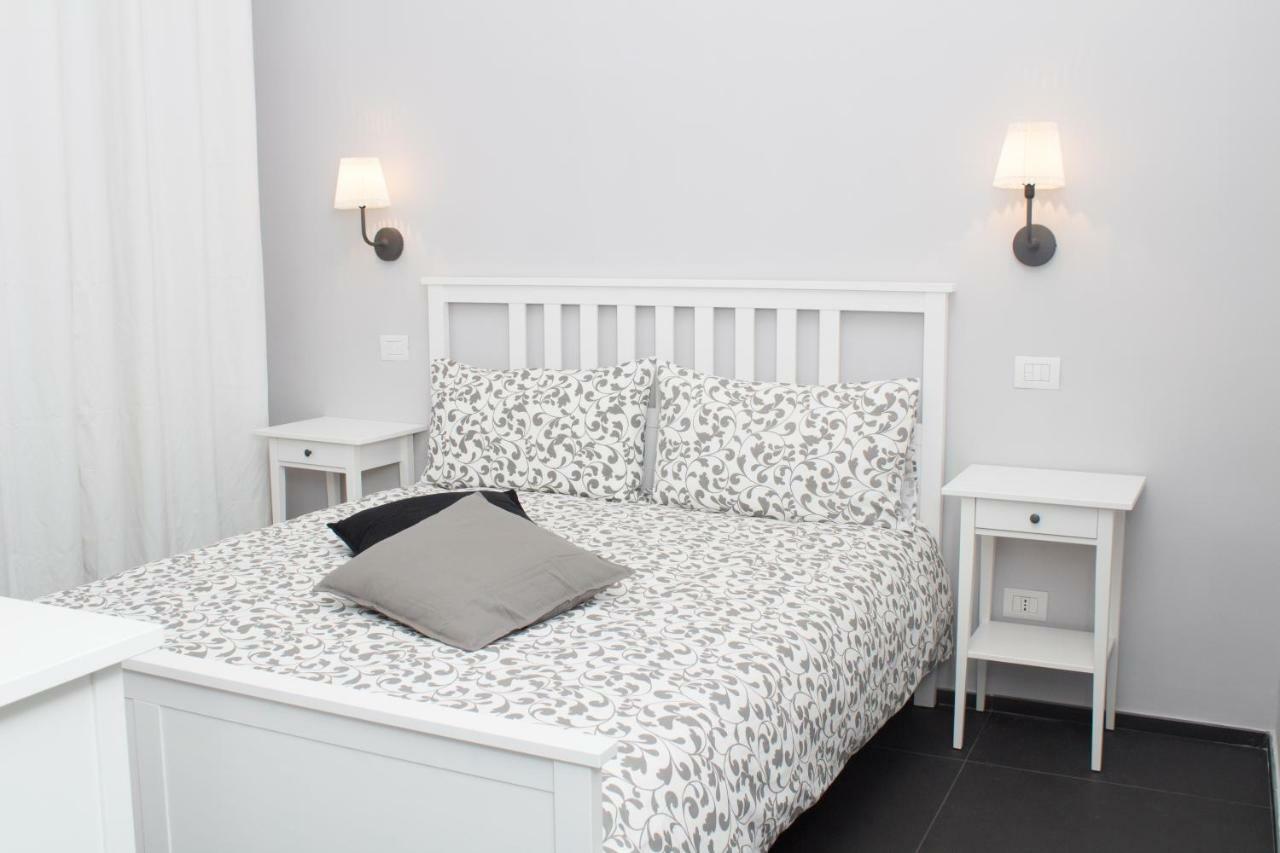 Residenza Spinelli Apartment Наполи Екстериор снимка