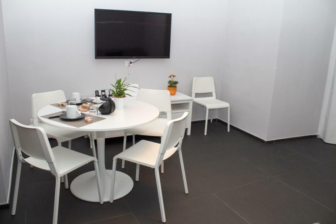Residenza Spinelli Apartment Наполи Екстериор снимка